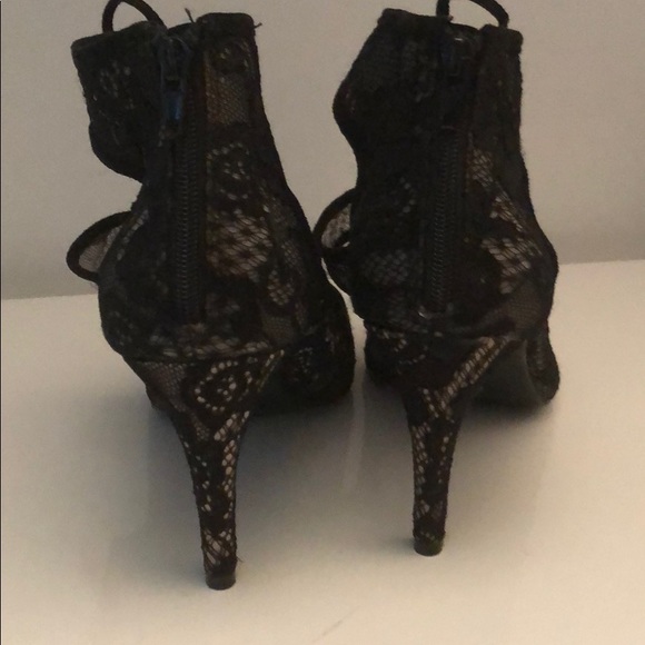 BLACK LACE ROMANTIC ANKLE HIGHE OPEN TOED HEELS - Picture 3 of 8